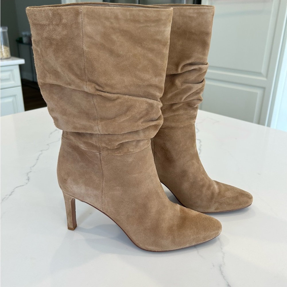 Women’s Banana Republic slouchy suede mid-calf boots Size 9.5